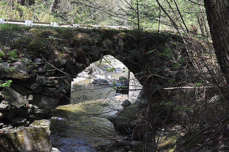 File:TownshendVT FairBrookStoneArchBridgeUpstreamSide.jpg