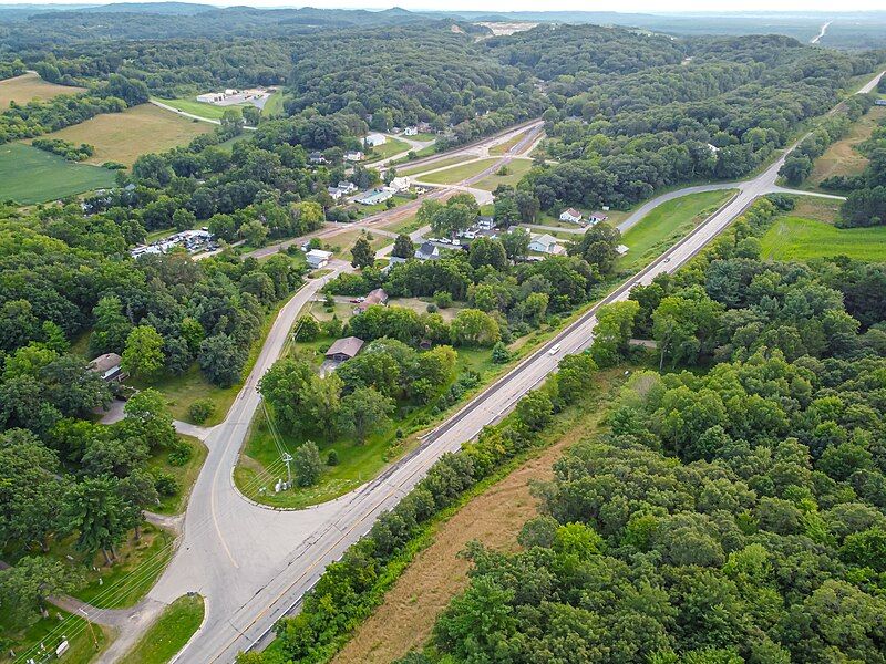 File:Tunnel City, Wisconsin.jpg