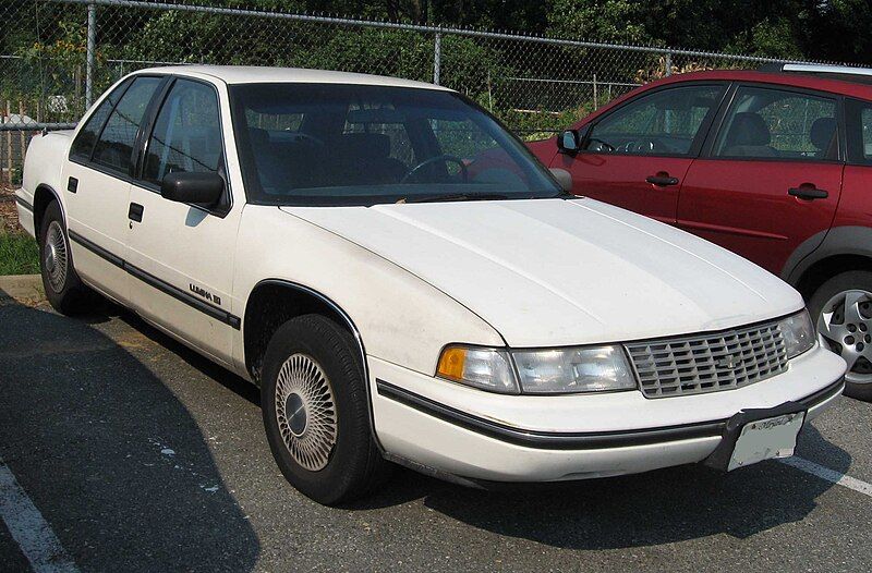 File:1990-Chevrolet-Lumina.jpg