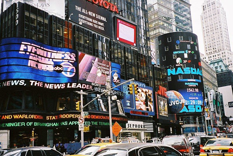 File:2003-05-13 NYC TimesSquare.jpg