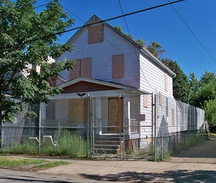 File:2207 Seymour Ave.jpg