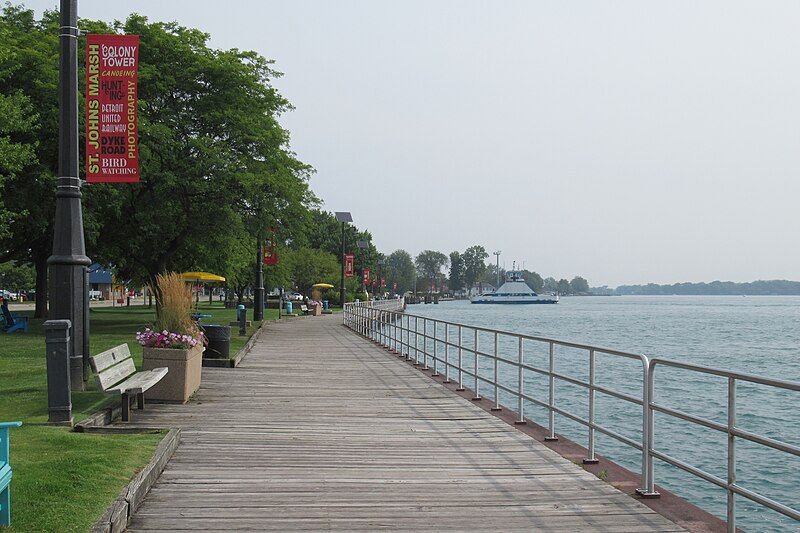 File:Algonac, MI boardwalk.jpg