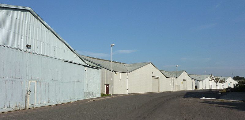 File:Burkes Sheds.jpg