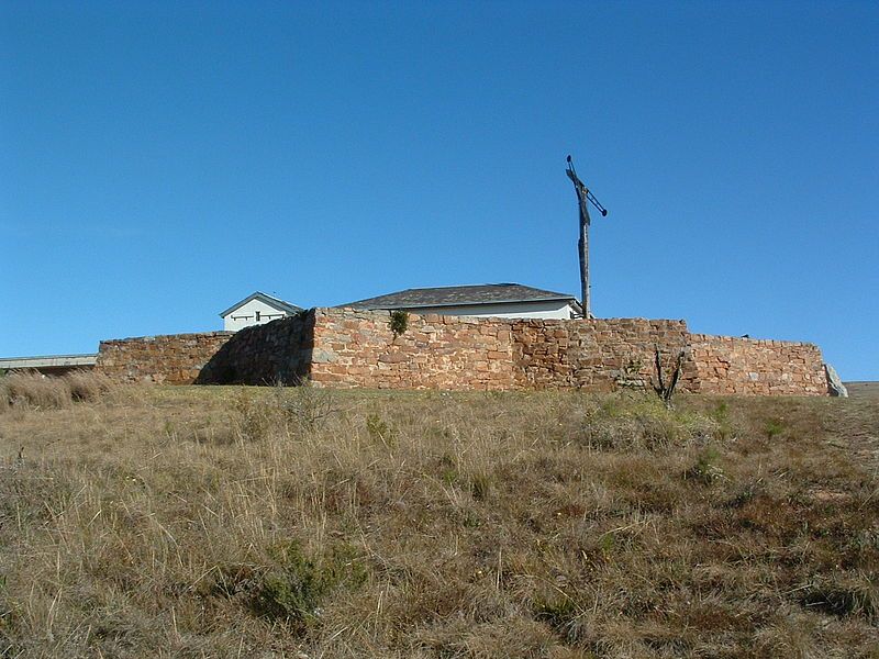 File:Grahamstown Fort.JPG