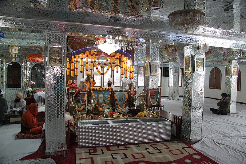 File:ManikaranGurdwara.JPG