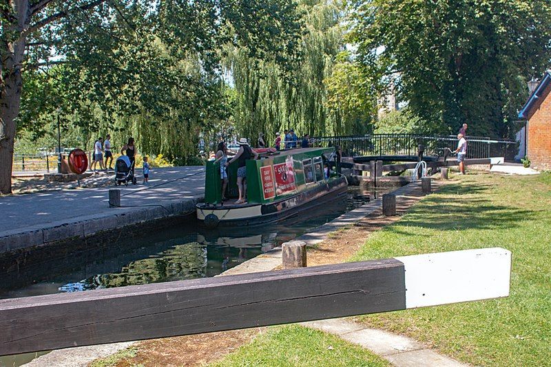 File:Millmead Lock.jpg