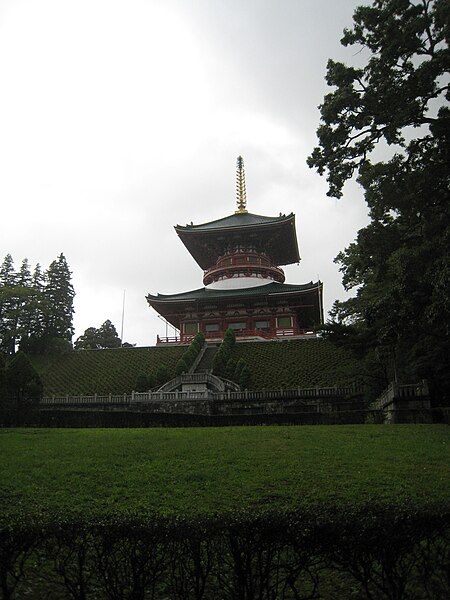 File:Narita Peace pagoda.JPG