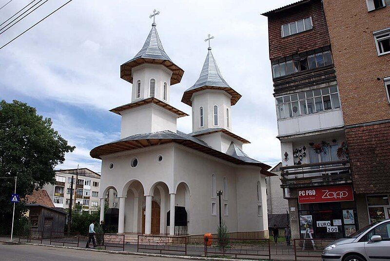 File:Nasaud kirche.jpg