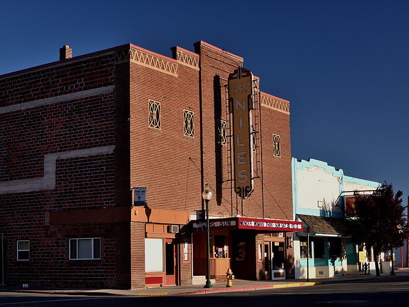 File:Niles Theater (35684714226).jpg