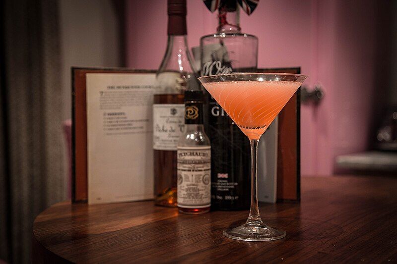 File:Pendennis Club cocktail.jpg