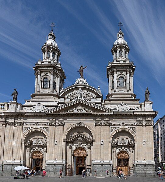 File:Santiago Metropolitan Cathedral.jpg