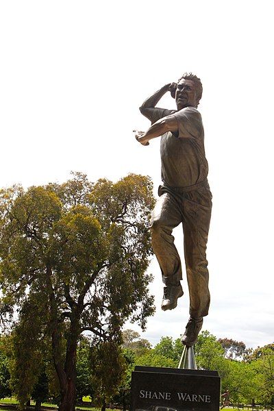 File:Shane Warne Statue.jpg