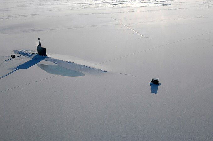 USS Annapolis (SSN 760) rests in the Arctic Ocean after surfacing through three feet of ice during Ice Exercise 2009 on March 21, 2009.