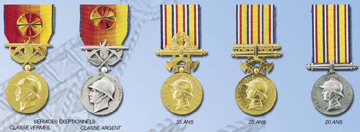 Sapeurs Pompiers honor medals