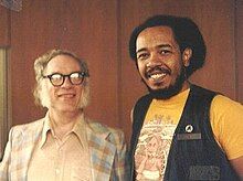 Dennette with a fellow Mensan, Mensa International Vice-president Isaac Asimov (Rochester, NY, 1981)